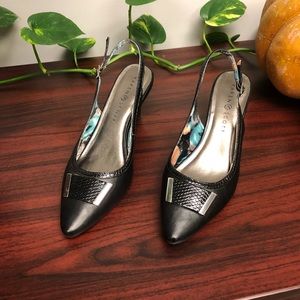 Karen Scott black shoe, size 9